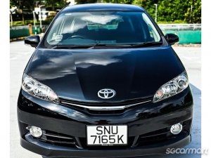 Toyota Wish 1.8A Elegance thumbnail