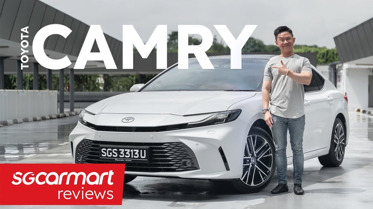 Toyota Camry 2.5 Hybrid Elegance | Sgcarmart Reviews